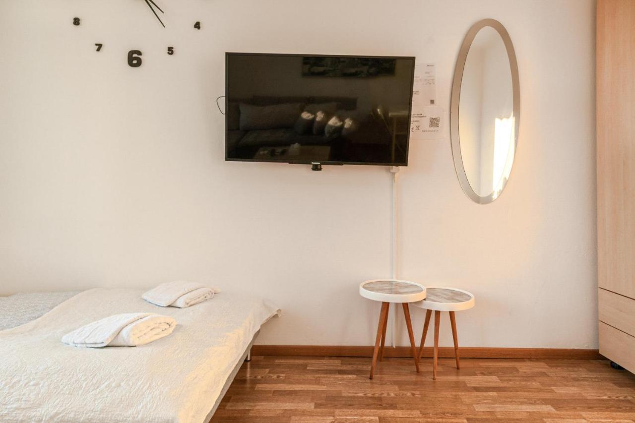 Apartament Joyful 2br Apt. @ Millenium Tower And The Danube Viena